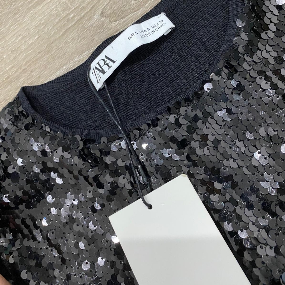 Zara crop top size XS NWT
